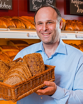 Jüde GmbH & Co. KG Bäckerei und Lebensmittel}